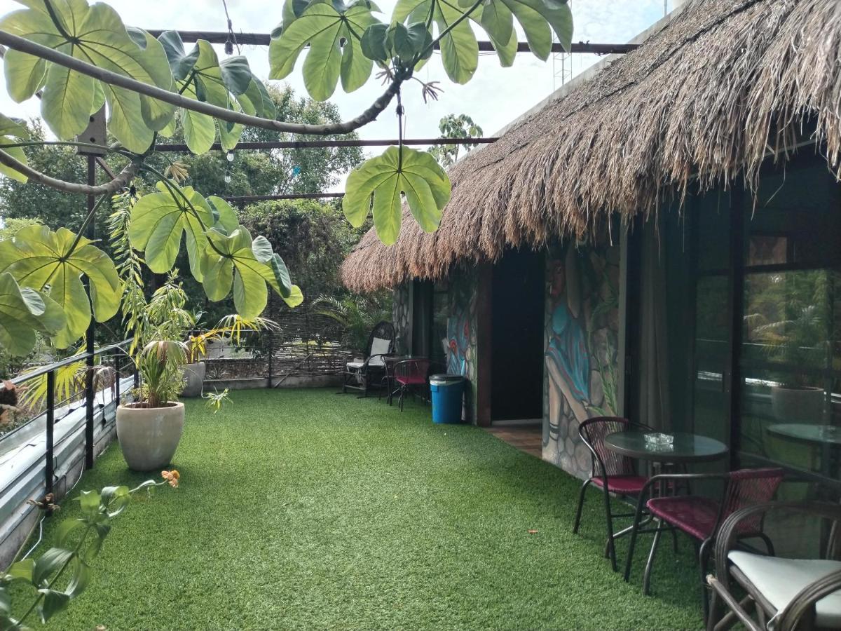 Hostel Casa Xtakay Valladolid  Bagian luar foto