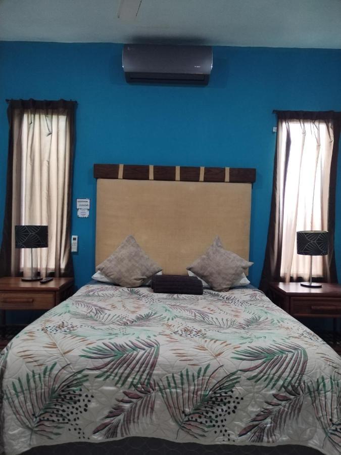 Hostel Casa Xtakay Valladolid  Bagian luar foto