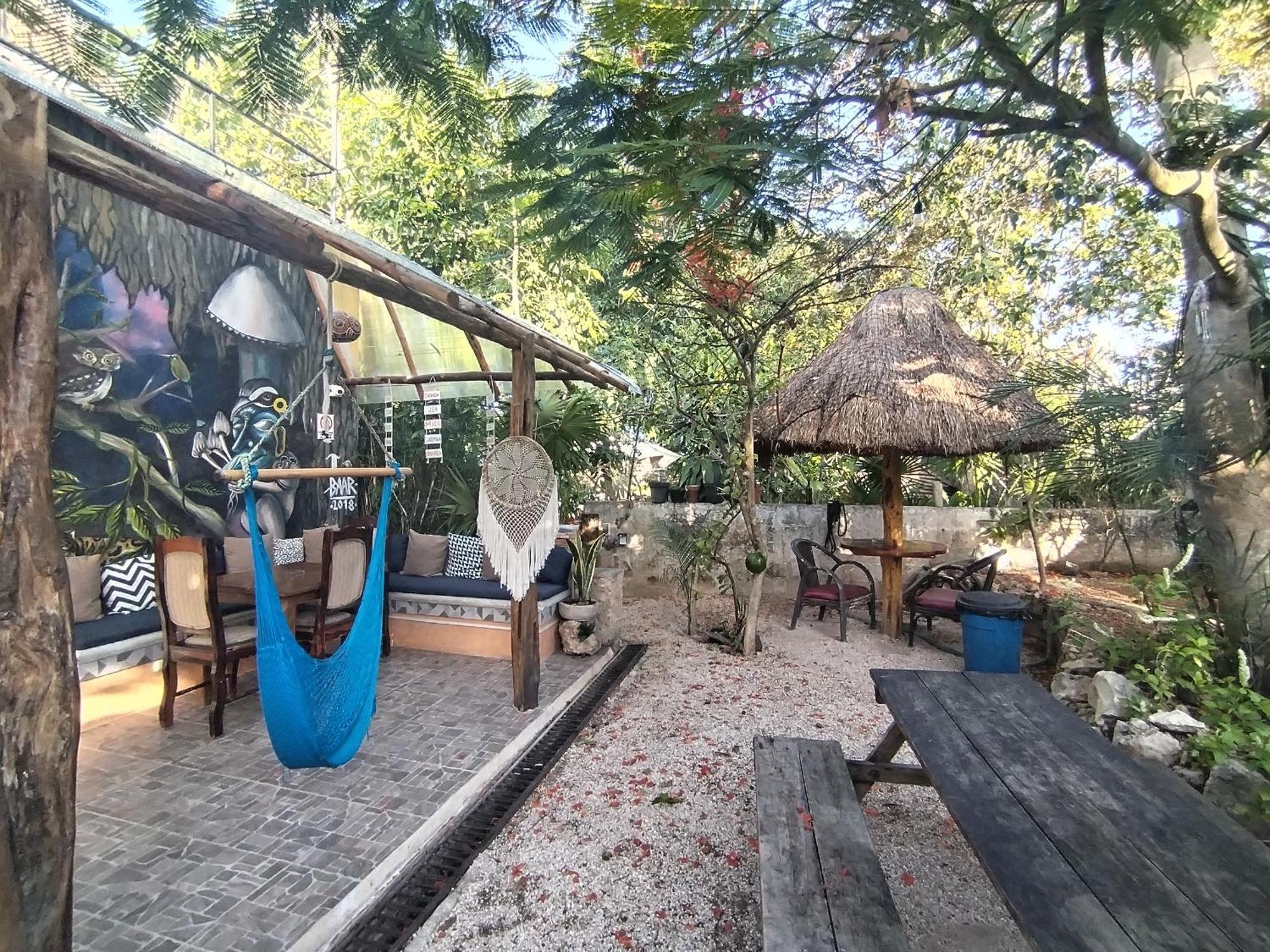 Hostel Casa Xtakay Valladolid  Bagian luar foto